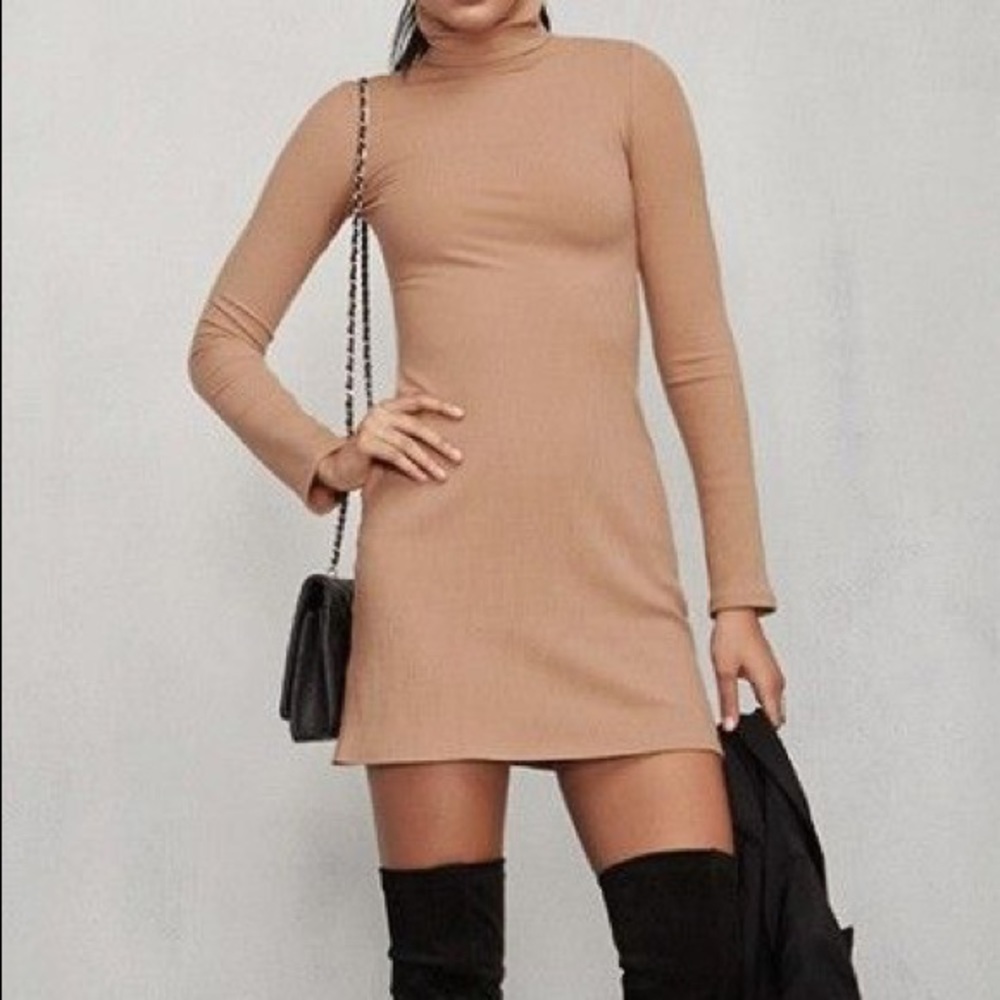 Reformation Rochelle dress in buff